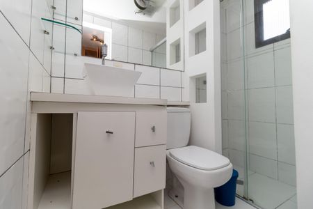 Apartamento à venda com 77m², 3 quartos e 1 vaga Apartamento à venda com 77m², 3 quartos e 1 vagaBanheiro da Suíte