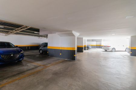 Apartamento à venda com 77m², 3 quartos e 1 vaga Apartamento à venda com 77m², 3 quartos e 1 vagaGaragem