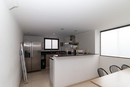 Apartamento à venda com 77m², 3 quartos e 1 vaga Apartamento à venda com 77m², 3 quartos e 1 vagaÁrea Comum - Salão de Festas