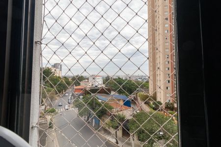 Apartamento à venda com 77m², 3 quartos e 1 vaga Apartamento à venda com 77m², 3 quartos e 1 vagaVista da Janela do Quarto 2