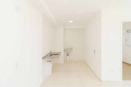 Apartamento para alugar com 40m², 2 quartos e sem vaga Apartamento para alugar com 40m², 2 quartos e sem vagaCozinha e Área de serviço
