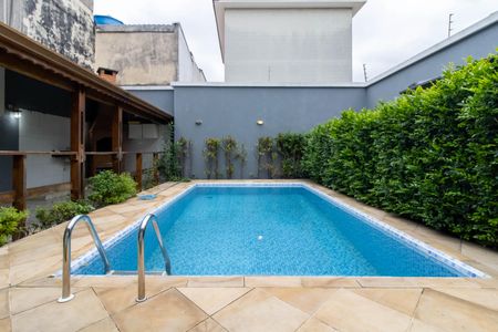 Casa à venda com 299m², 3 quartos e 4 vagasPiscina