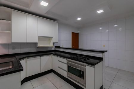 Casa à venda com 299m², 3 quartos e 4 vagasCozinha