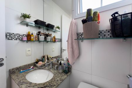 Apartamento à venda com 98m², 3 quartos e 3 vagasBanheiro da Suíte