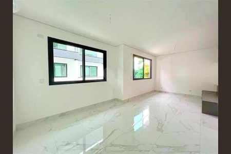 Casa à venda com 4 quartos, 400m² em Tremembé, São Paulo