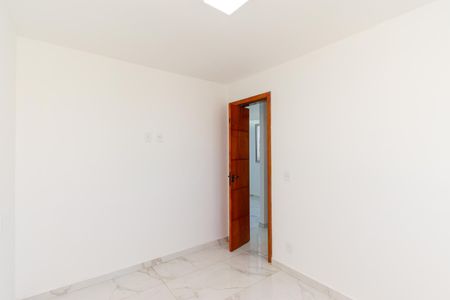 Apartamento à venda com 44m², 2 quartos e 1 vaga Apartamento à venda com 44m², 2 quartos e 1 vagaQuarto 2