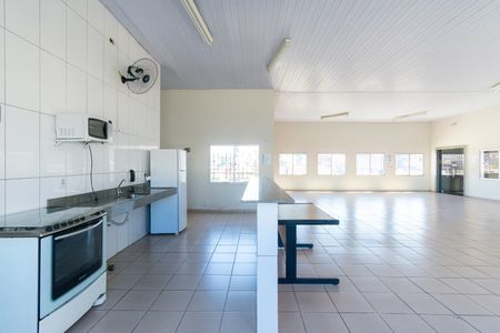 Apartamento à venda com 44m², 2 quartos e 1 vaga Apartamento à venda com 44m², 2 quartos e 1 vagaÁrea comum - Salão de festas