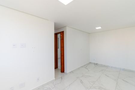 Sala de apartamento à venda com 2 quartos, 44m² em Jardim Ângela (Zona Leste), São Paulo