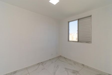 Quarto 1 de apartamento à venda com 2 quartos, 44m² em Jardim Ângela (Zona Leste), São Paulo