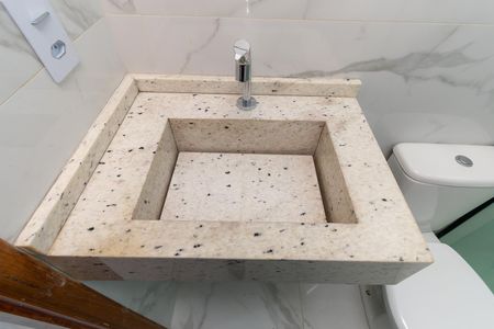 Apartamento à venda com 44m², 2 quartos e 1 vaga Apartamento à venda com 44m², 2 quartos e 1 vagaBanheiro