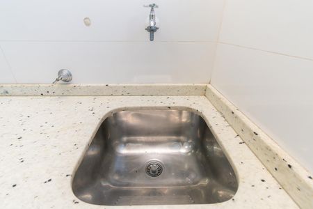 Apartamento à venda com 44m², 2 quartos e 1 vaga Apartamento à venda com 44m², 2 quartos e 1 vagaÁrea de Serviço