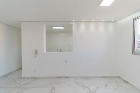 Apartamento à venda com 44m², 2 quartos e 1 vaga Apartamento à venda com 44m², 2 quartos e 1 vagaSala