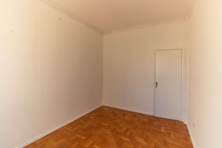 Apartamento à venda com 108m², 3 quartos e 1 vagaQuarto 2