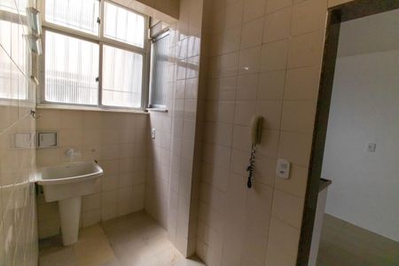 Apartamento à venda com 108m², 3 quartos e 1 vagaÁrea de Serviço