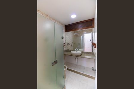 Apartamento à venda com 108m², 3 quartos e 1 vagaBanheiro Social