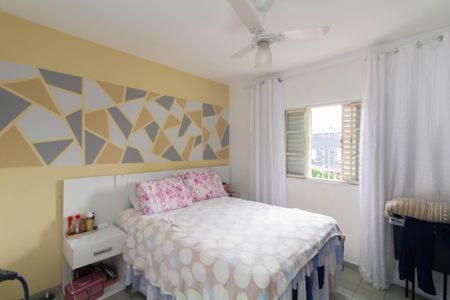 Casa à venda com 180m², 4 quartos e 3 vagas Casa à venda com 180m², 4 quartos e 3 vagasQuarto 4