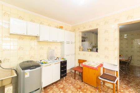 Casa à venda com 180m², 4 quartos e 3 vagas Casa à venda com 180m², 4 quartos e 3 vagasCozinha