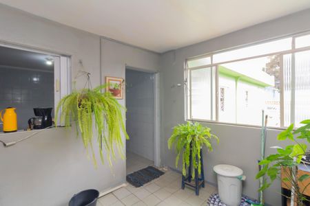 Casa à venda com 180m², 4 quartos e 3 vagas Casa à venda com 180m², 4 quartos e 3 vagasÁrea de Serviço