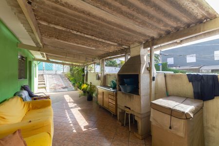 Casa à venda com 180m², 4 quartos e 3 vagas Casa à venda com 180m², 4 quartos e 3 vagasÁrea Externa