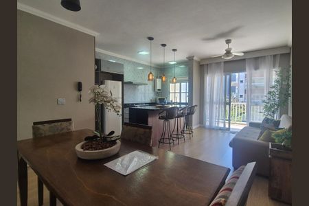Apartamento à venda com 74m², 2 quartos e 2 vagasSala