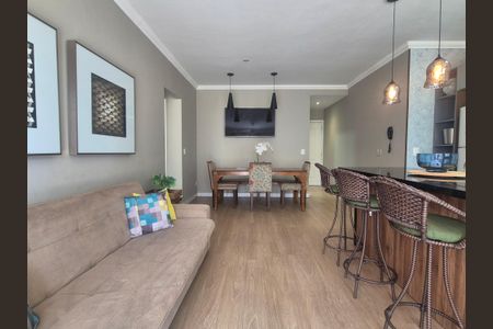 Apartamento à venda com 74m², 2 quartos e 2 vagasSala