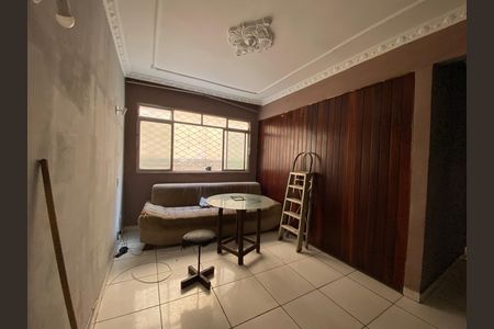 Apartamento à venda com 70m², 3 quartos e sem vaga Apartamento à venda com 70m², 3 quartos e sem vagaSala