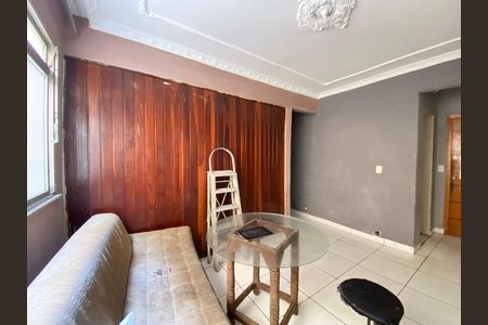 Apartamento à venda com 70m², 3 quartos e sem vaga Apartamento à venda com 70m², 3 quartos e sem vagaSala