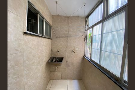 Apartamento à venda com 70m², 3 quartos e sem vaga Apartamento à venda com 70m², 3 quartos e sem vagaÁrea de serviço