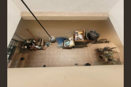 Casa à venda com 240m², 3 quartos e 2 vagas