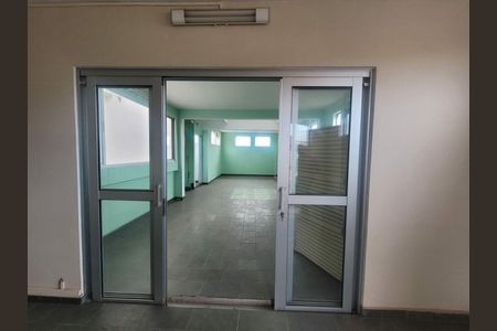 Casa à venda com 240m², 3 quartos e 2 vagas