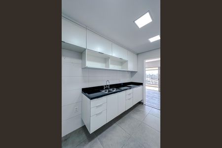 Apartamento para alugar com 116m², 3 quartos e 3 vagas Apartamento para alugar com 116m², 3 quartos e 3 vagasCozinha