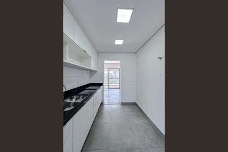 Apartamento para alugar com 116m², 3 quartos e 3 vagas Apartamento para alugar com 116m², 3 quartos e 3 vagasCozinha