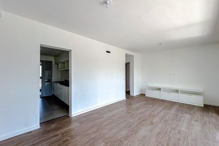 Apartamento para alugar com 116m², 3 quartos e 3 vagas Apartamento para alugar com 116m², 3 quartos e 3 vagasSala