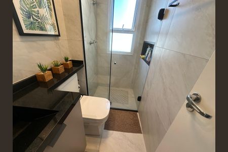 Apartamento à venda com 57m², 2 quartos e 1 vaga Apartamento à venda com 57m², 2 quartos e 1 vagaBanheiro