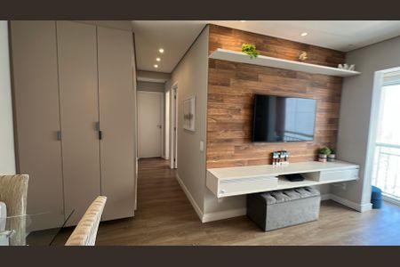 Apartamento à venda com 57m², 2 quartos e 1 vaga Apartamento à venda com 57m², 2 quartos e 1 vagaSala