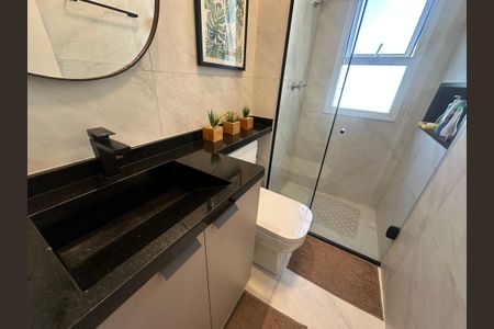 Apartamento à venda com 57m², 2 quartos e 1 vaga Apartamento à venda com 57m², 2 quartos e 1 vagaBanheiro