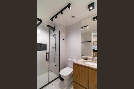 Banheiro de kitnet/studio à venda com 1 quarto, 28m² em Pompeia, São Paulo