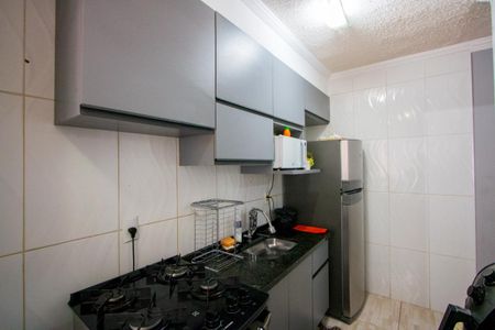 Apartamento à venda com 54m², 3 quartos e 1 vaga Apartamento à venda com 54m², 3 quartos e 1 vagaCozinha e Área de Serviço