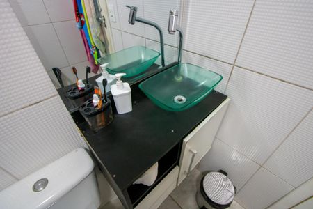 Apartamento à venda com 54m², 3 quartos e 1 vaga Apartamento à venda com 54m², 3 quartos e 1 vagaBanheiro