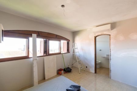 Casa para alugar com 648m², 4 quartos e 5 vagas Casa para alugar com 648m², 4 quartos e 5 vagasSuíte 1