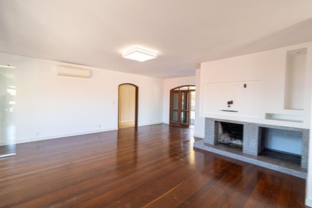 Sala de casa para alugar com 4 quartos, 648m² em Tristeza, Porto Alegre