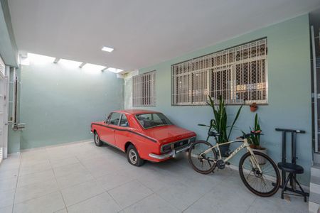 Casa à venda com 100m², 2 quartos e 2 vagasGaragem