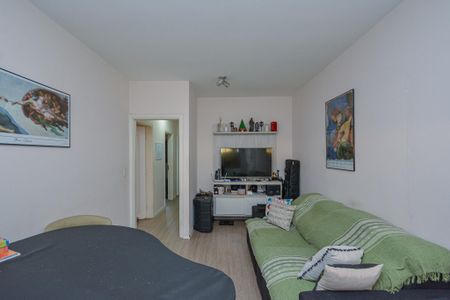 Sala de casa à venda com 2 quartos, 100m² em Jardim Alzira, São Paulo