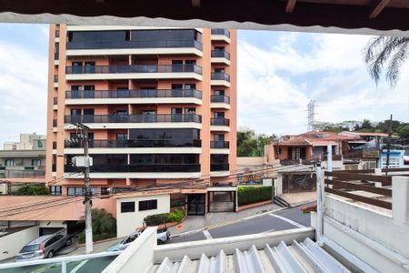 Casa à venda com 174m², 3 quartos e 2 vagas Casa à venda com 174m², 3 quartos e 2 vagasVaranda da Suíte - vista