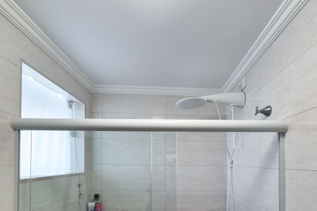 Casa à venda com 174m², 3 quartos e 2 vagas Casa à venda com 174m², 3 quartos e 2 vagasBanheiro da Suíte