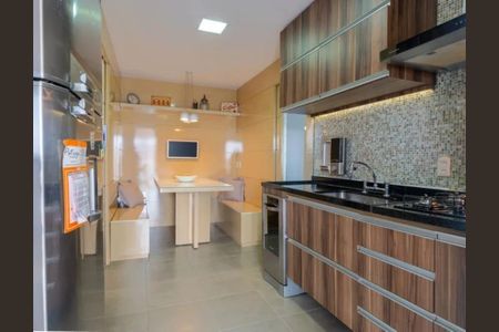 Apartamento à venda com 130m², 3 quartos e 2 vagas Apartamento à venda com 130m², 3 quartos e 2 vagasFoto 06