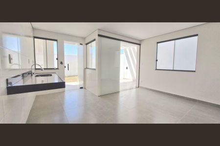 Casa à venda com 180m², 3 quartos e 2 vagasCozinha