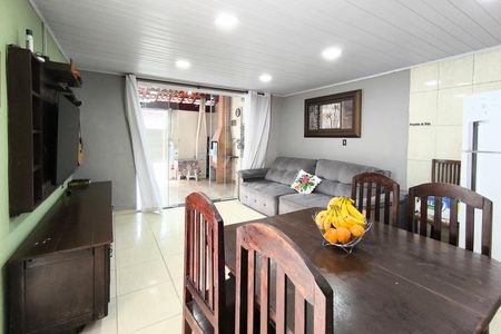 Casa à venda com 125m², 2 quartos e 1 vaga Casa à venda com 125m², 2 quartos e 1 vagaSala/Cozinha