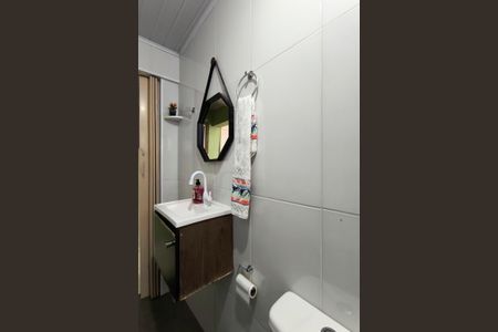 Casa à venda com 125m², 2 quartos e 1 vaga Casa à venda com 125m², 2 quartos e 1 vagaBanheiro Social