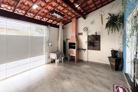 Casa à venda com 125m², 2 quartos e 1 vaga Casa à venda com 125m², 2 quartos e 1 vagaÁrea Externa